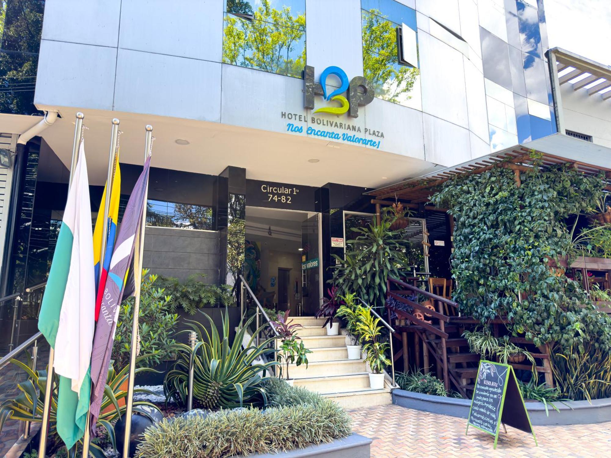Hotel Bolivariana Plaza Medellin Exterior photo