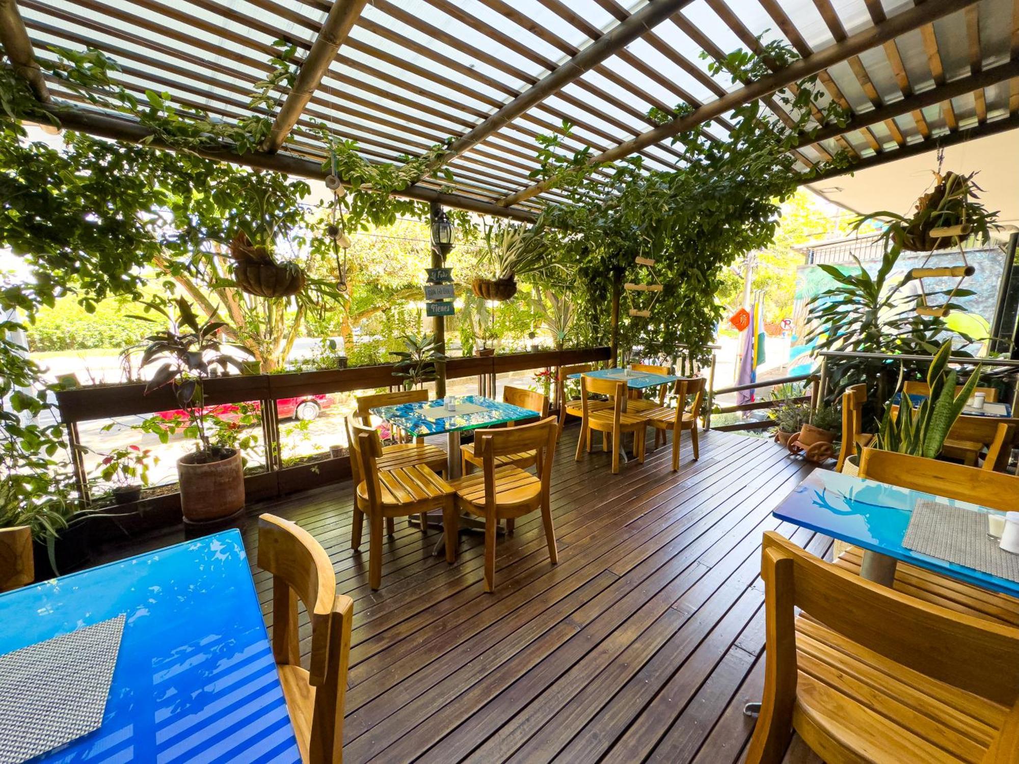 Hotel Bolivariana Plaza Medellin Exterior photo